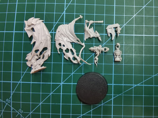 Bretonnian Trebuchet With Crew